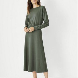 EUC Ann Taylor olive green, knit dress, size 10.  Flattering fit, rarely worn.